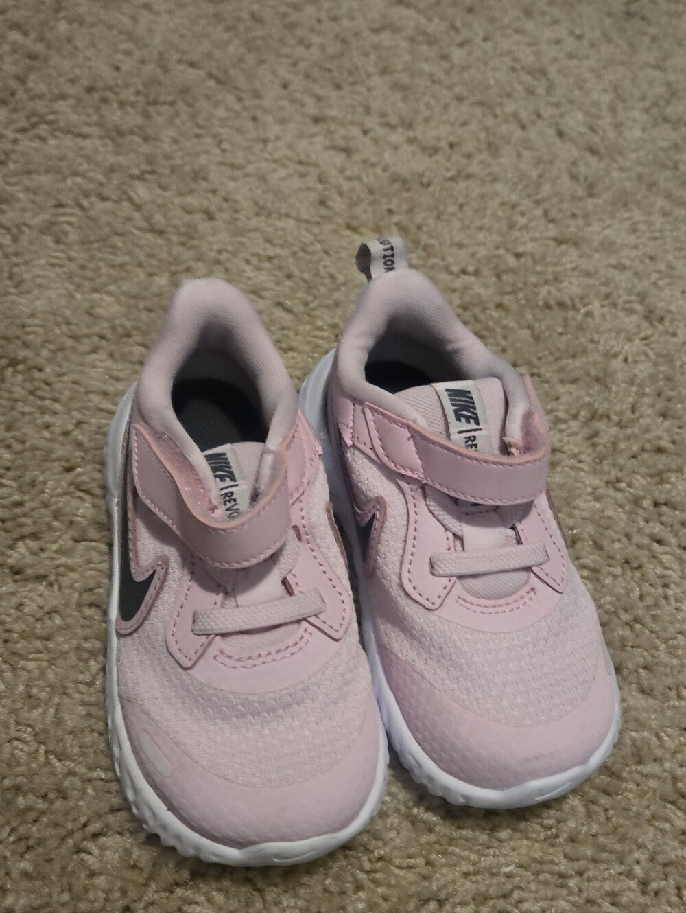 NWOT toddler Sneakers